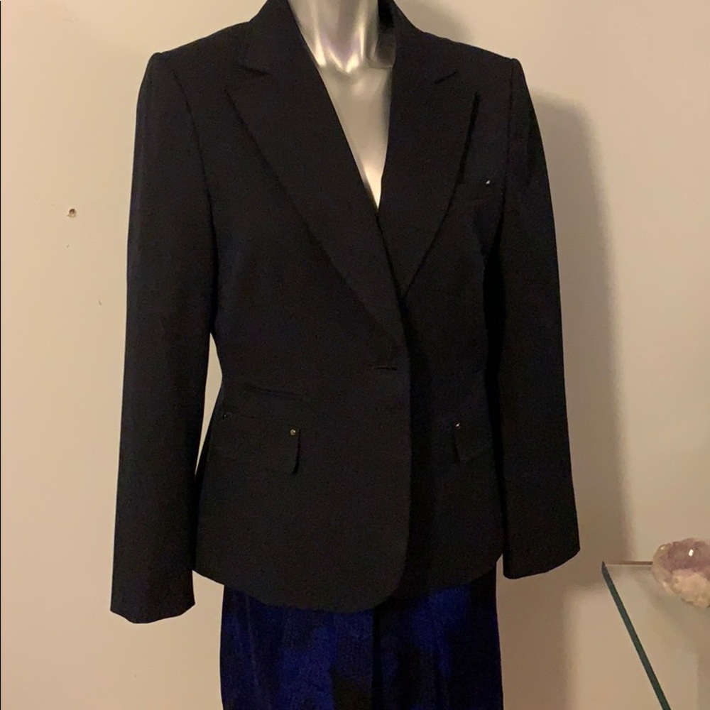 Tahari Blazer - black